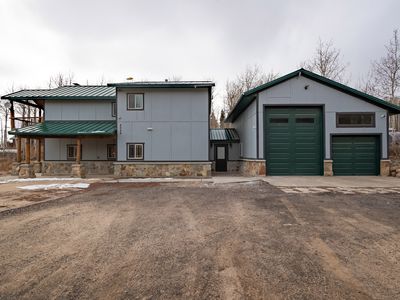 2029 W Tollgate Rd