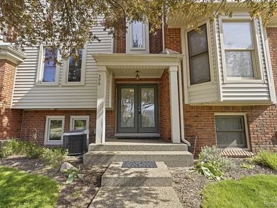 396 W Ann Arbor Trl