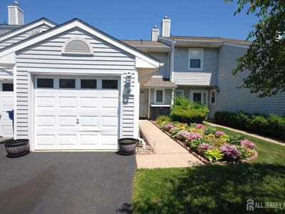 37 Upperbrook Ct