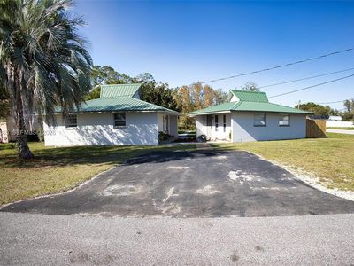 101-103 Jasmine Ct