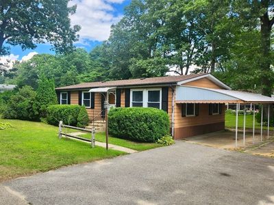 9 Maverick Dr