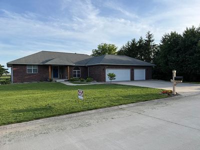 Property at 19 Chad Ave, Sullivan, IL
