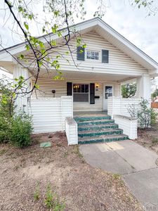 902 Santa Fe Ave