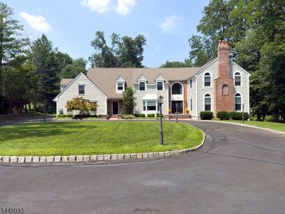 21 Round Top Rd
