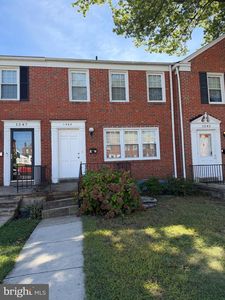 1545 Doxbury Rd