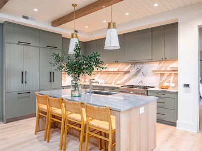 5626 Southern Pines Ln