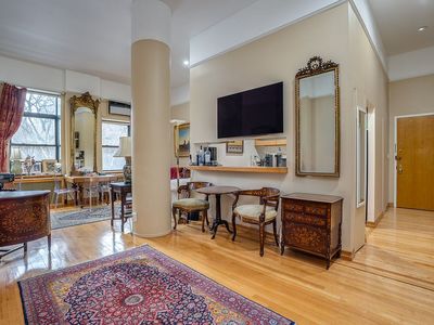 7 Gramercy Park W #2B