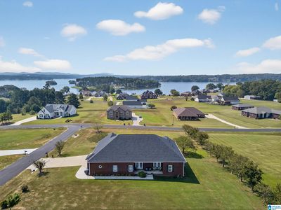 450 Eastland Hills Dr