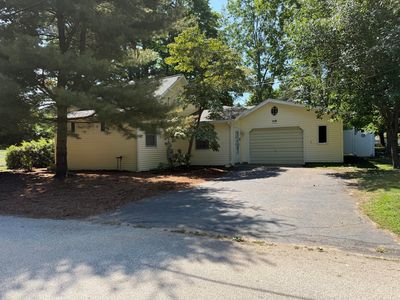 105 W Johannah St
