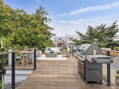 758 Haight St APT 3