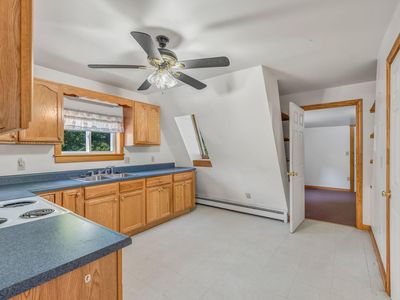 28 Main Street Hill Hill