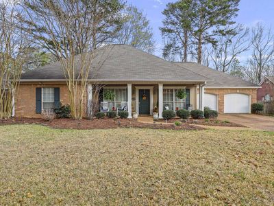 402 Treeline Dr