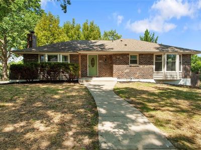 12100 E 60th Ter