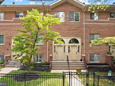 2751 Pennsylvania Ave #B102