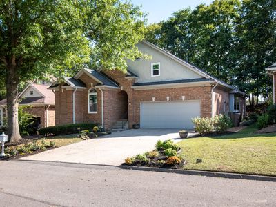 13 Ashington Ln