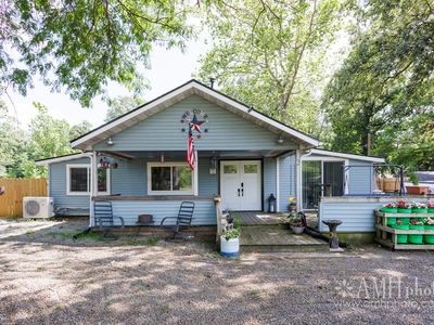2 Elmwood Ave