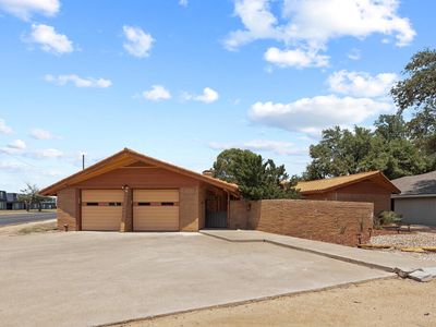 3216 Sentinel Dr