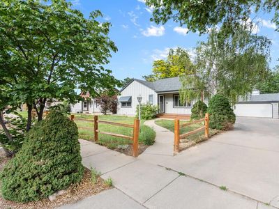 2316 De Soto Rd