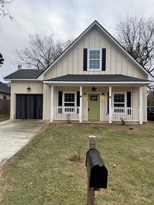 305 Maple Ave
