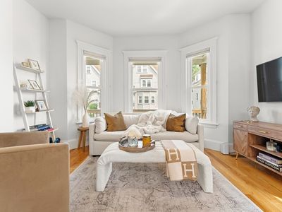 54 Bloomfield St #1