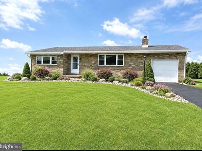 7049 Lincoln Hwy