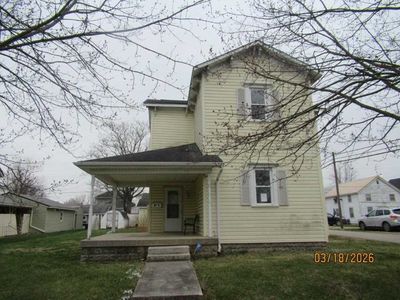 409 W Walnut St