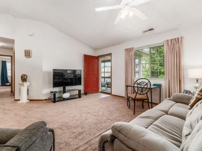 4014 Wiston Dr