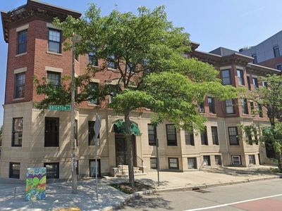 59 Brighton Ave APT A