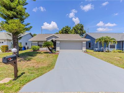 13114 Regent CIR