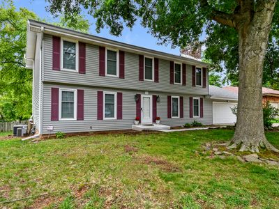 834 E Manchester Drive