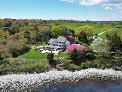 115 Beavertail Rd