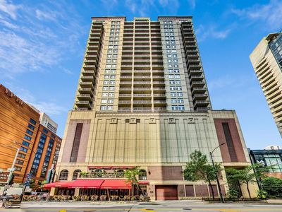 630 N State St APT 2109
