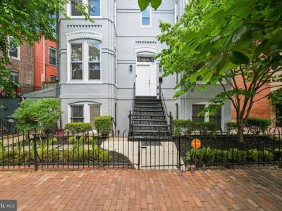 123 7th St NE