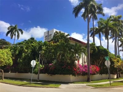 1821 Jefferson Ave APT 205