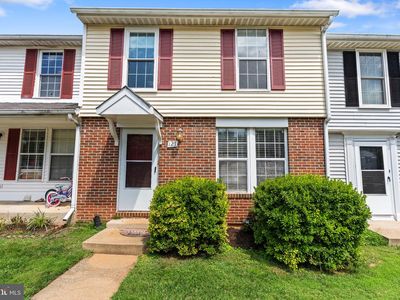 Property at 127 Split Oak St, Warrenton, VA