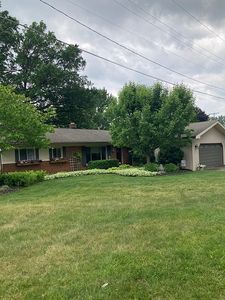 953 Woodruff Lake Dr