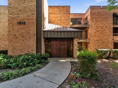 1818 E Shorewood BOULEVARD #313