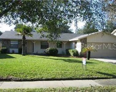 2504 CANTERCLUB TRAIL