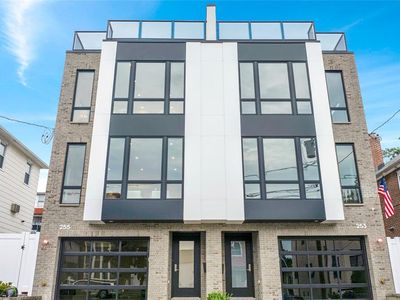 255 Morningside Ave