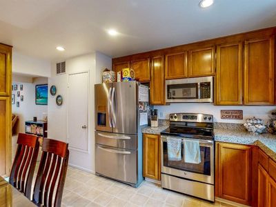 185 Escallonia Drive