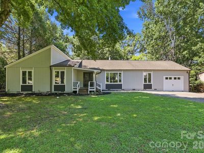 9110 Raintree Ln