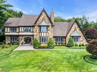 2520 Autumn Dr