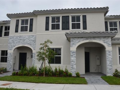 1801 SE 27th Ter