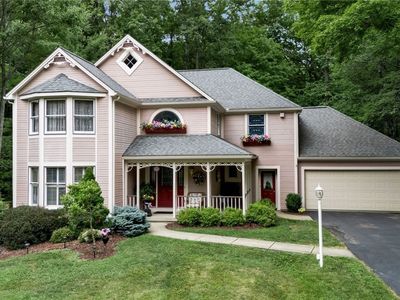 84 Middlebury Rd