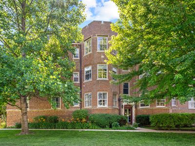 1218 Central St APT 3S