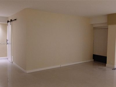 1800 NE 114th St APT 508