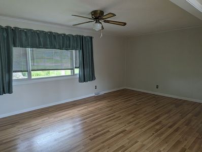 6184 Clover Leaf Rd