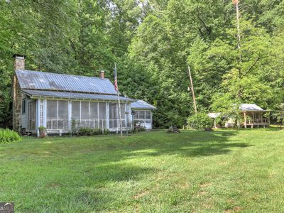 220 Sal Mountain River Rd