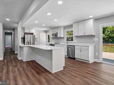 8814 Lafayette Dr