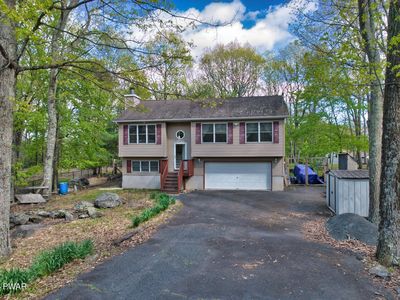 Property at 102 Autumn Rd, Dingmans Ferry, PA